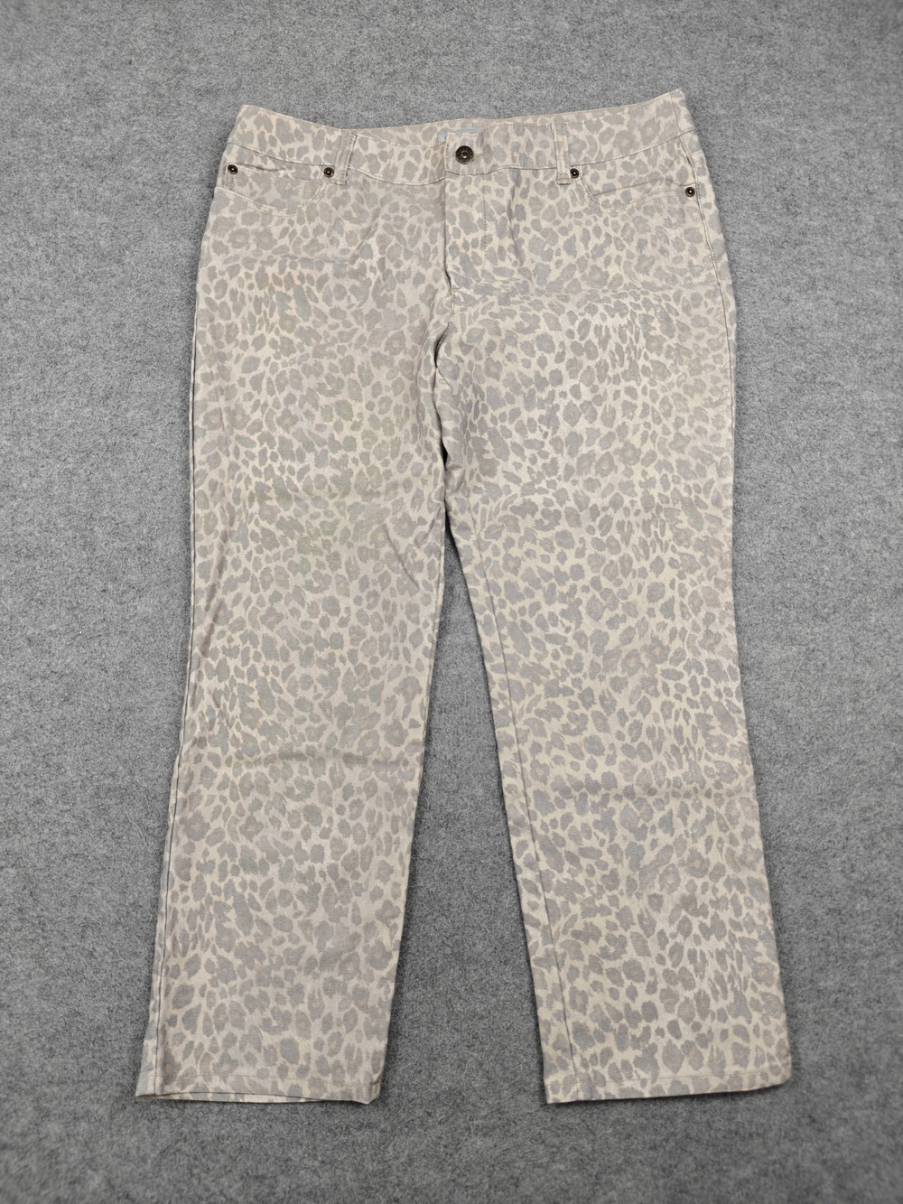 Chico's Platinum Denim Pants Womens 3 Beige Ankle Straight Animal Print Stretch